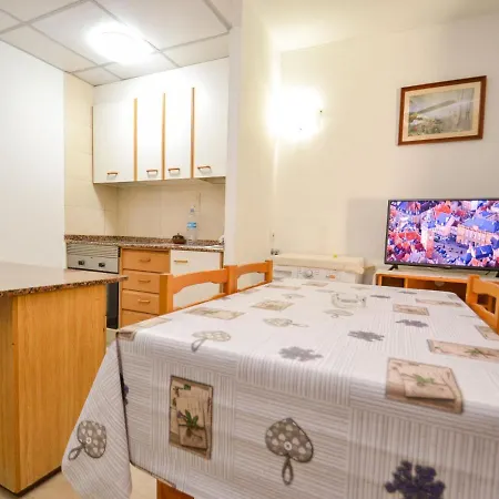 Catalunya 92-15 By Interhome * Salou